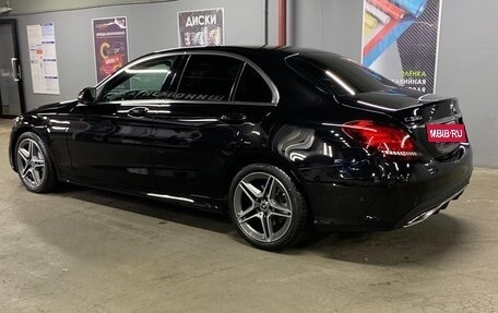 Mercedes-Benz C-Класс, 2019 год, 3 450 000 рублей, 4 фотография