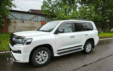 Toyota Land Cruiser 200, 2020 год, 7 550 000 рублей, 5 фотография