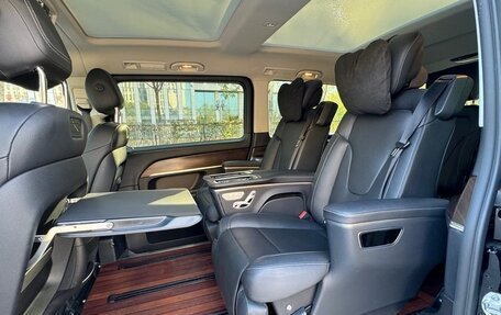 Mercedes-Benz V-Класс, 2022 год, 4 415 000 рублей, 14 фотография