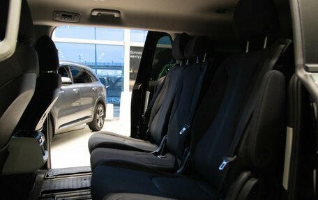 KIA Carnival, 2025 год, 7 632 000 рублей, 9 фотография