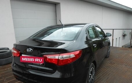 KIA Rio III рестайлинг, 2013 год, 645 000 рублей, 4 фотография