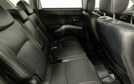 Mitsubishi Outlander III рестайлинг 3, 2011 год, 1 065 000 рублей, 18 фотография