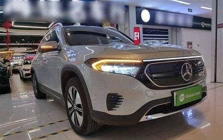 Mercedes-Benz EQB, 2024 год, 2 810 000 рублей, 6 фотография