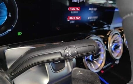 Mercedes-Benz EQB, 2024 год, 2 810 000 рублей, 14 фотография