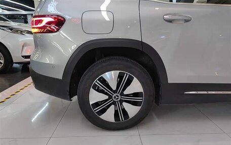 Mercedes-Benz EQB, 2024 год, 2 810 000 рублей, 22 фотография