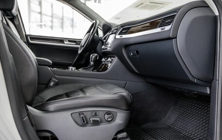 Volkswagen Touareg III, 2014 год, 2 638 000 рублей, 24 фотография