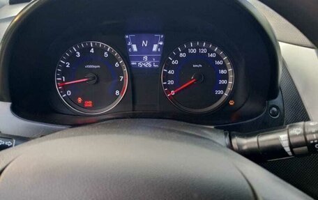 Hyundai Solaris II рестайлинг, 2013 год, 820 000 рублей, 3 фотография