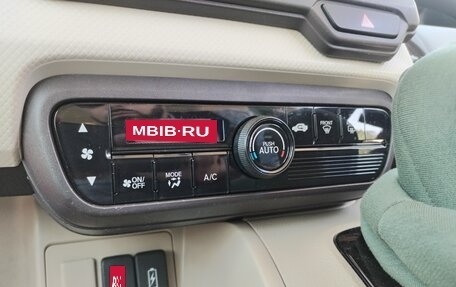 Honda N-BOX II, 2019 год, 925 000 рублей, 5 фотография