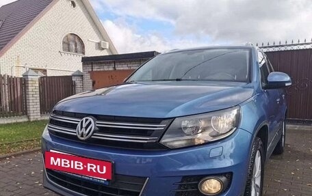 Volkswagen Tiguan I, 2011 год, 1 680 000 рублей, 2 фотография