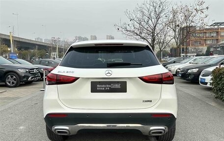 Mercedes-Benz GLA, 2022 год, 2 480 000 рублей, 4 фотография