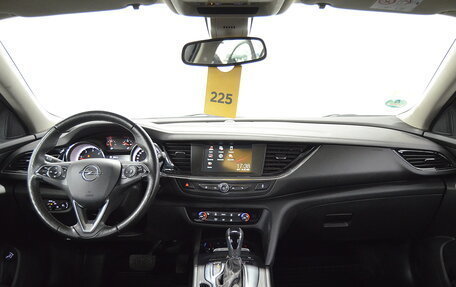 Opel Insignia II рестайлинг, 2020 год, 1 750 000 рублей, 18 фотография