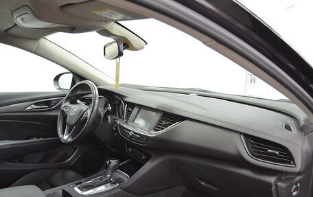 Opel Insignia II рестайлинг, 2020 год, 1 750 000 рублей, 23 фотография