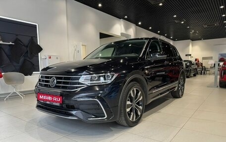 Volkswagen Tiguan II, 2023 год, 3 890 000 рублей, 1 фотография