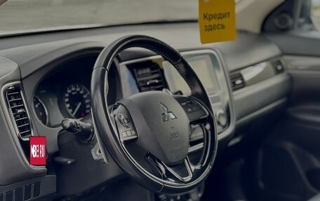 Mitsubishi Outlander III рестайлинг 3, 2019 год, 2 099 000 рублей, 21 фотография