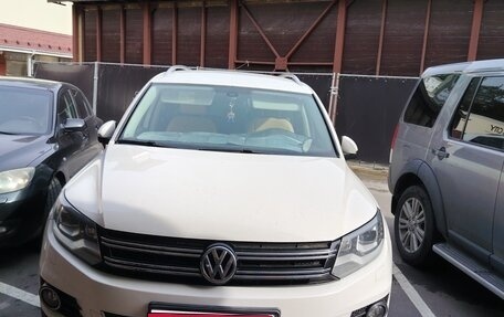 Volkswagen Tiguan I, 2012 год, 2 100 000 рублей, 1 фотография