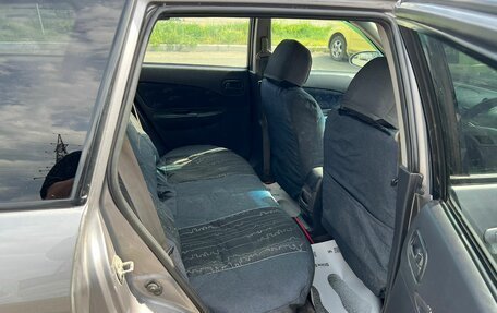 Nissan Wingroad III, 2000 год, 349 000 рублей, 12 фотография