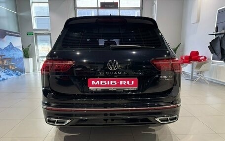 Volkswagen Tiguan II, 2023 год, 3 890 000 рублей, 5 фотография