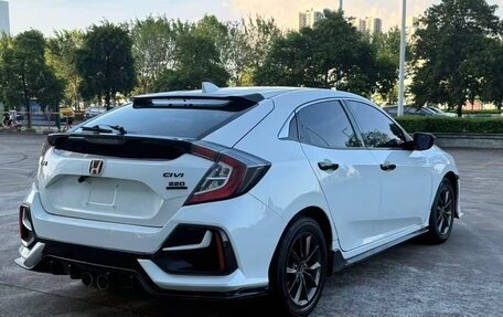 Honda Civic, 2022 год, 1 900 000 рублей, 2 фотография
