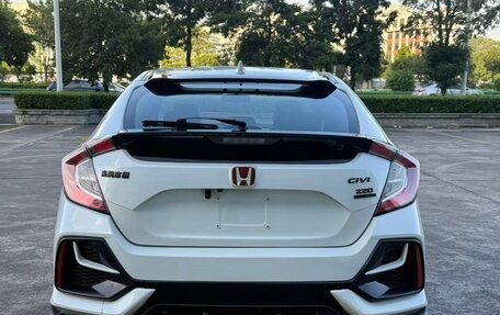 Honda Civic, 2022 год, 1 900 000 рублей, 6 фотография