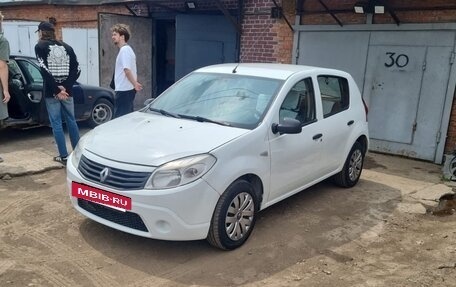 Renault Sandero I, 2012 год, 520 000 рублей, 2 фотография