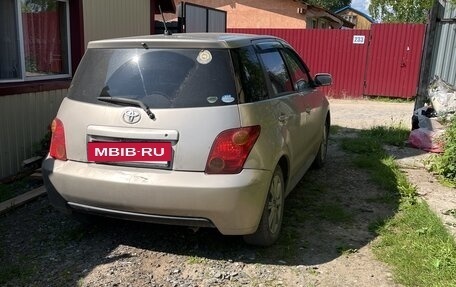 Toyota Ist II, 2003 год, 550 000 рублей, 2 фотография