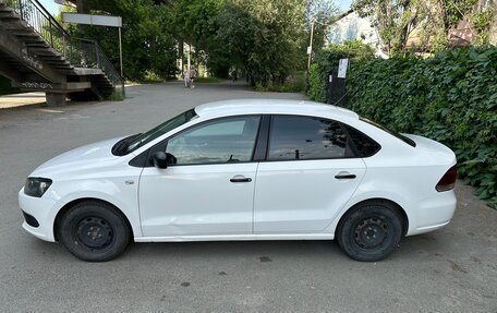 Volkswagen Polo VI (EU Market), 2013 год, 750 000 рублей, 4 фотография