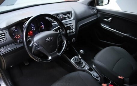 KIA Rio III рестайлинг, 2016 год, 990 000 рублей, 10 фотография