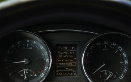 Skoda Superb III рестайлинг, 2012 год, 648 000 рублей, 11 фотография