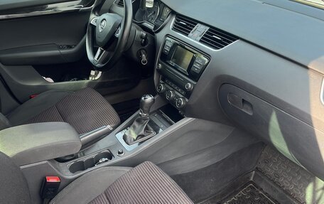 Skoda Octavia, 2015 год, 1 450 000 рублей, 13 фотография
