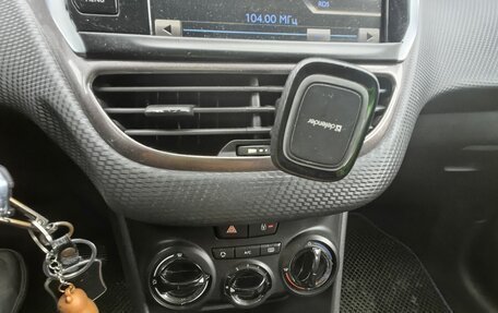 Peugeot 2008 II, 2013 год, 900 000 рублей, 11 фотография