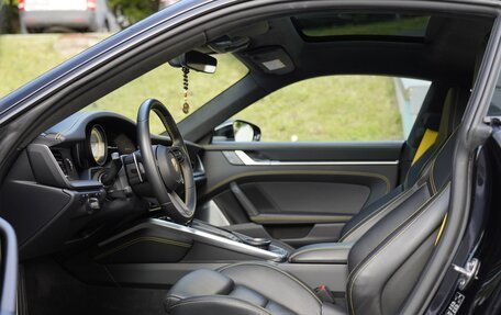 Porsche 911, 2021 год, 21 600 000 рублей, 11 фотография