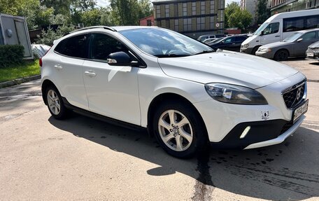 Volvo V40 II рестайлинг, 2013 год, 1 248 000 рублей, 2 фотография