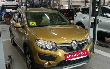 Renault Sandero II рестайлинг, 2016 год, 1 020 000 рублей, 2 фотография