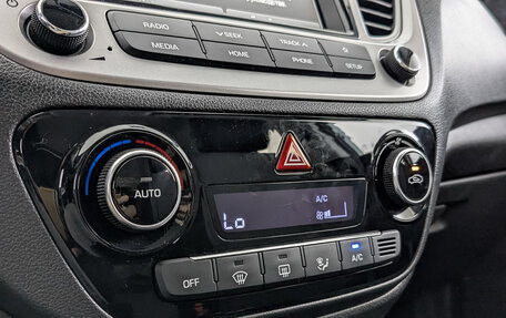 Hyundai Solaris II рестайлинг, 2019 год, 1 550 000 рублей, 21 фотография