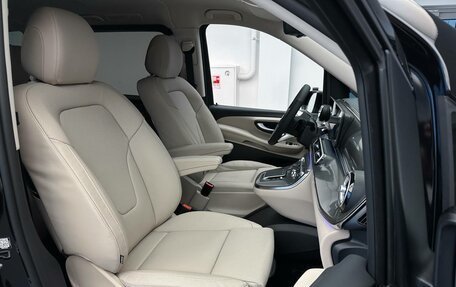 Mercedes-Benz V-Класс, 2025 год, 14 700 000 рублей, 15 фотография
