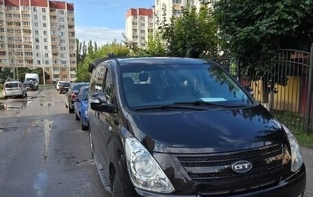 Hyundai Grand Starex Grand Starex I рестайлинг 2, 2015 год, 2 800 000 рублей, 11 фотография