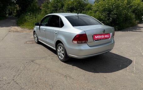Volkswagen Polo VI (EU Market), 2013 год, 750 000 рублей, 3 фотография