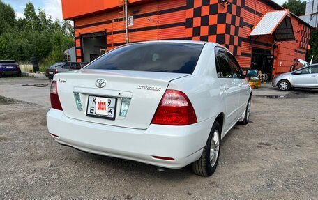 Toyota Corolla, 2004 год, 650 000 рублей, 3 фотография