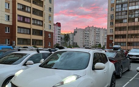 Nissan Juke II, 2012 год, 999 999 рублей, 2 фотография