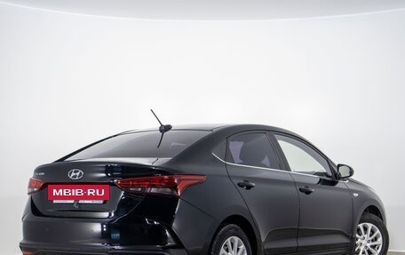 Hyundai Solaris II рестайлинг, 2021 год, 1 949 000 рублей, 4 фотография