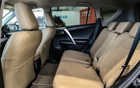 Toyota RAV4, 2018 год, 2 290 000 рублей, 16 фотография