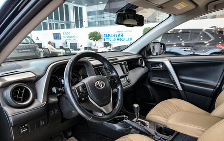 Toyota RAV4, 2018 год, 2 290 000 рублей, 20 фотография