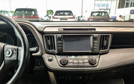 Toyota RAV4, 2018 год, 2 290 000 рублей, 19 фотография