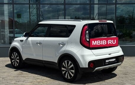 KIA Soul II рестайлинг, 2018 год, 1 879 000 рублей, 2 фотография