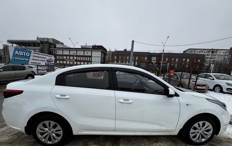 KIA Rio IV, 2017 год, 19 фотография