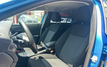 Mercedes-Benz A-Класс, 2014 год, 1 290 000 рублей, 29 фотография