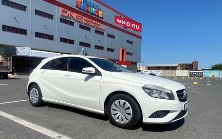 Mercedes-Benz A-Класс, 2013 год, 1 300 000 рублей, 3 фотография