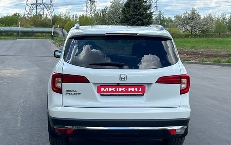 Honda Pilot III рестайлинг, 2020 год, 3 700 000 рублей, 7 фотография