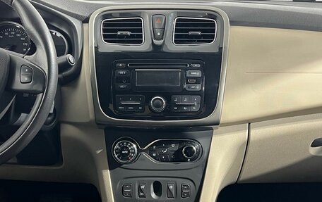 Renault Logan II, 2015 год, 800 000 рублей, 11 фотография
