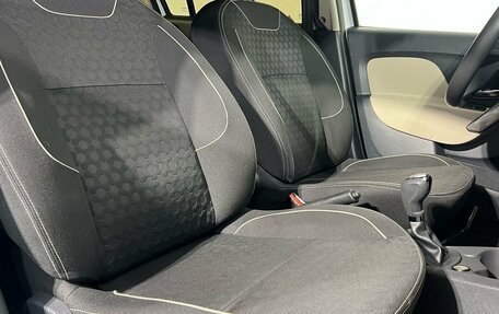 Renault Logan II, 2015 год, 800 000 рублей, 15 фотография
